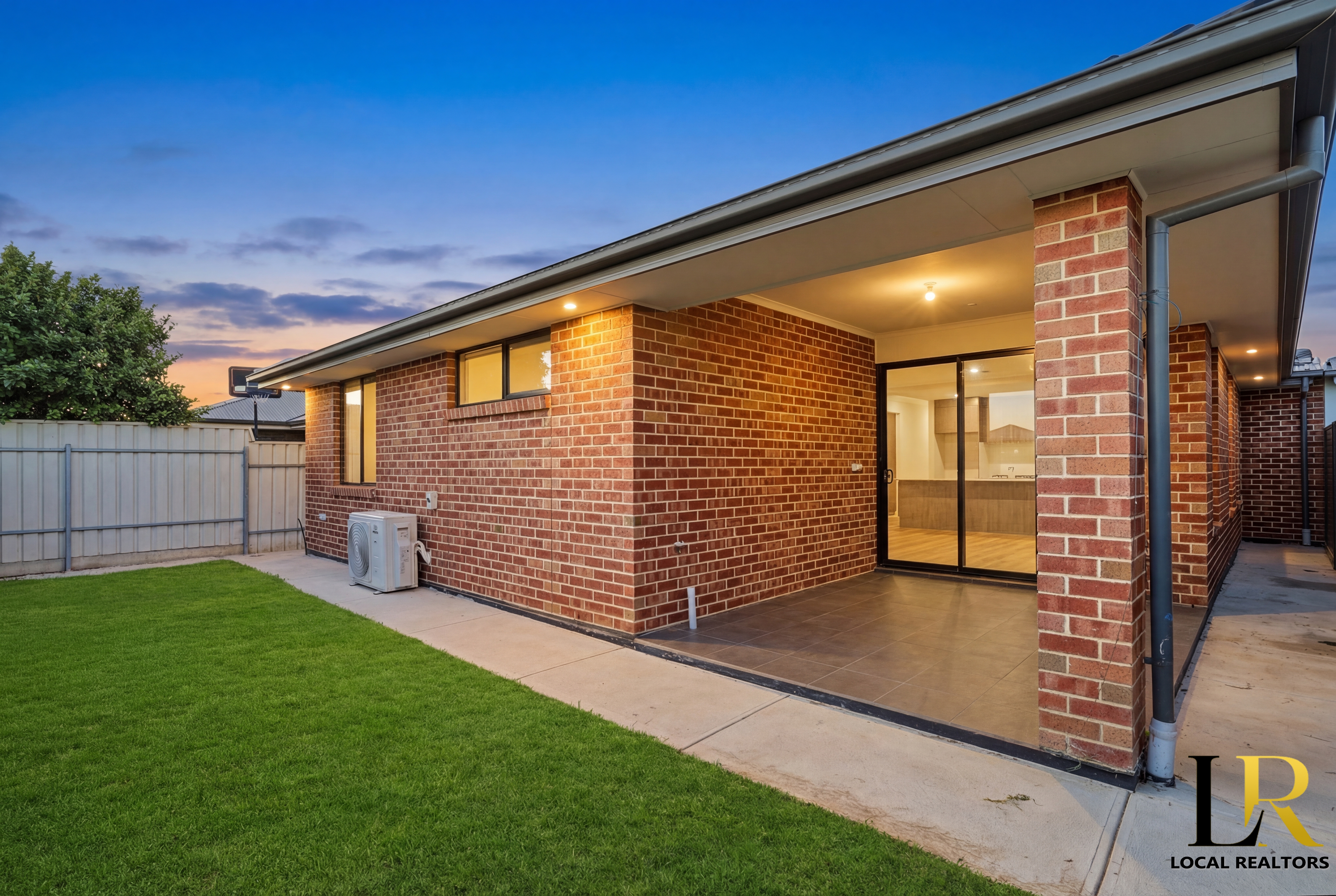 Smart Investment and Modern Family Living | High-Yield Opportunity